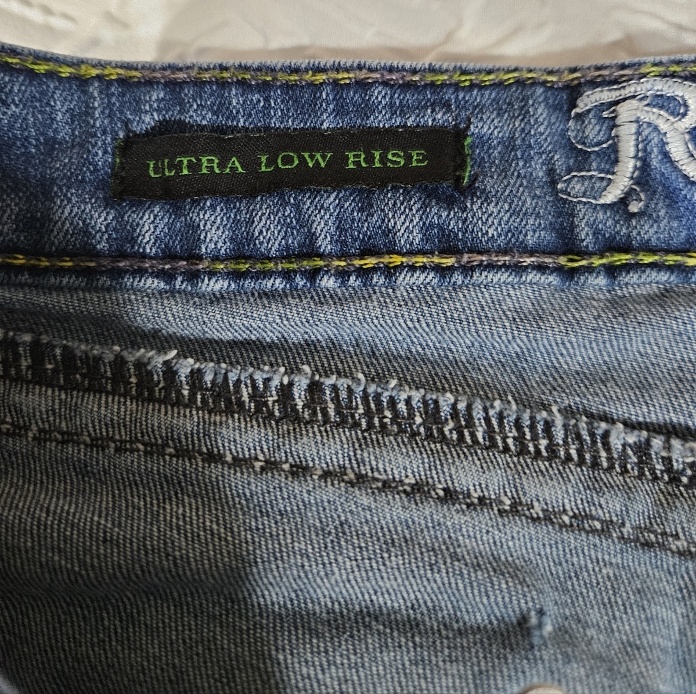 Wrangler Rock 47 Embroidered Back Pocket Bootcut Jeans - Blue Size 12/14 - Picture 9 of 12